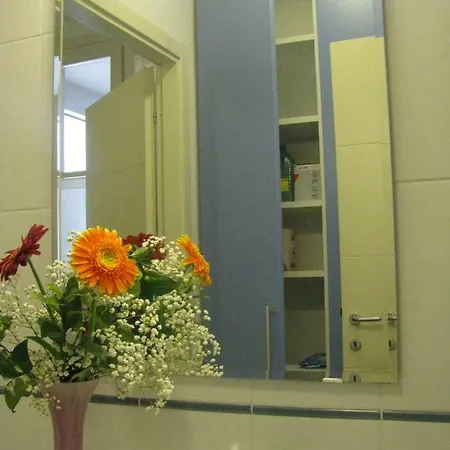 Bright Gioberti Courtyard * Florens