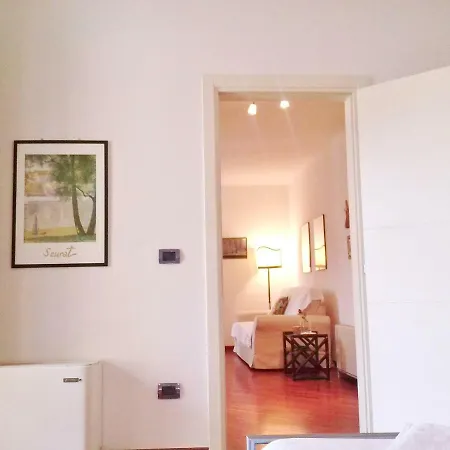 Bright Gioberti Courtyard *